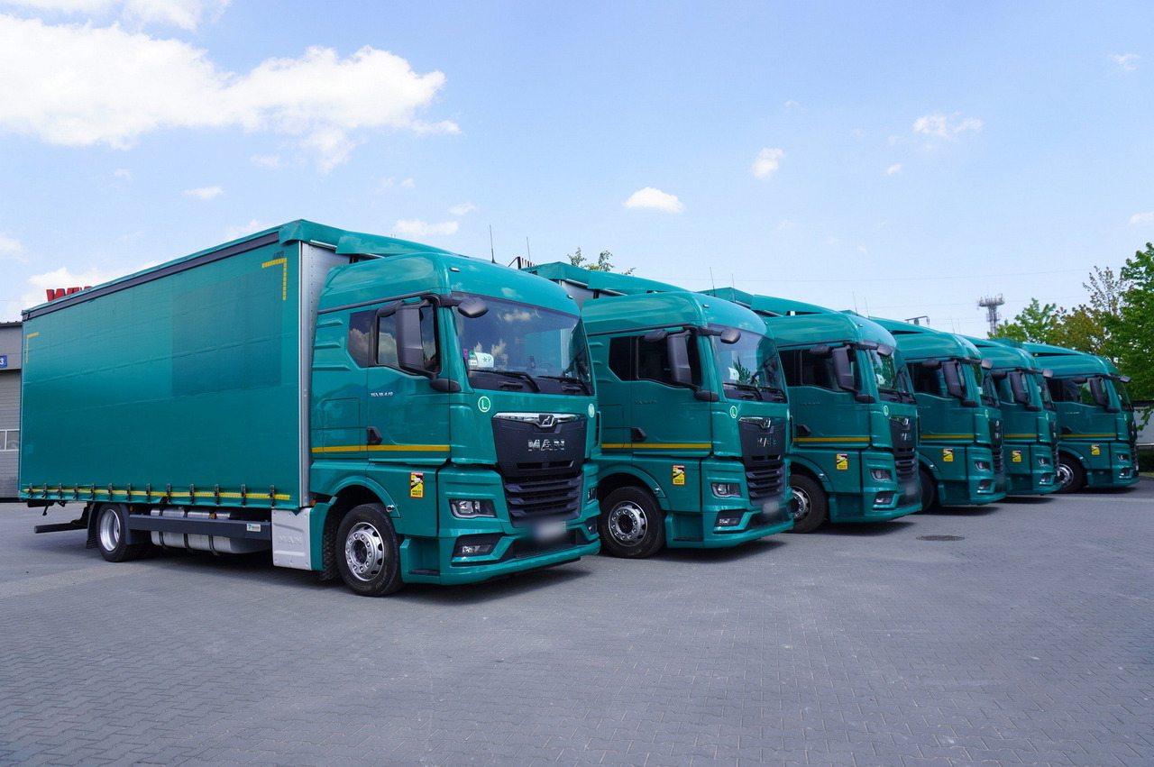 MAN TGX 18.470 / 2022 / Curtainsider 19 EPAL / Retarder / 15 units - Caminhão com lona: foto 2 MAN TGX 18.470 / 2022 / Curtainsider 19 EPAL / Retarder / 15 units - Caminhão com lona: foto 2