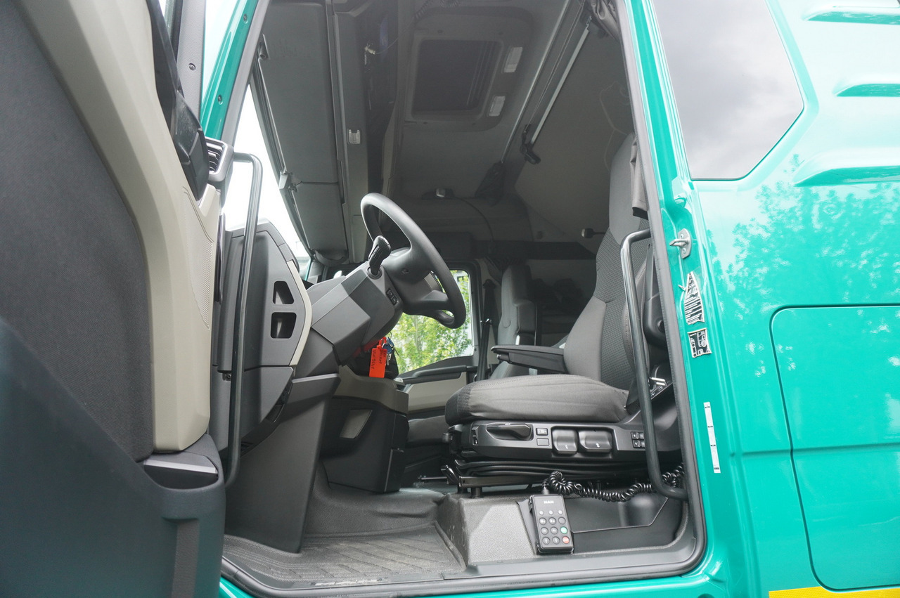 Caminhão com lona MAN TGX 18.470 / Trailer 19 EPAL / Curtainsider 19 EPAL / 2022 / Retarder / 15 units: foto 18