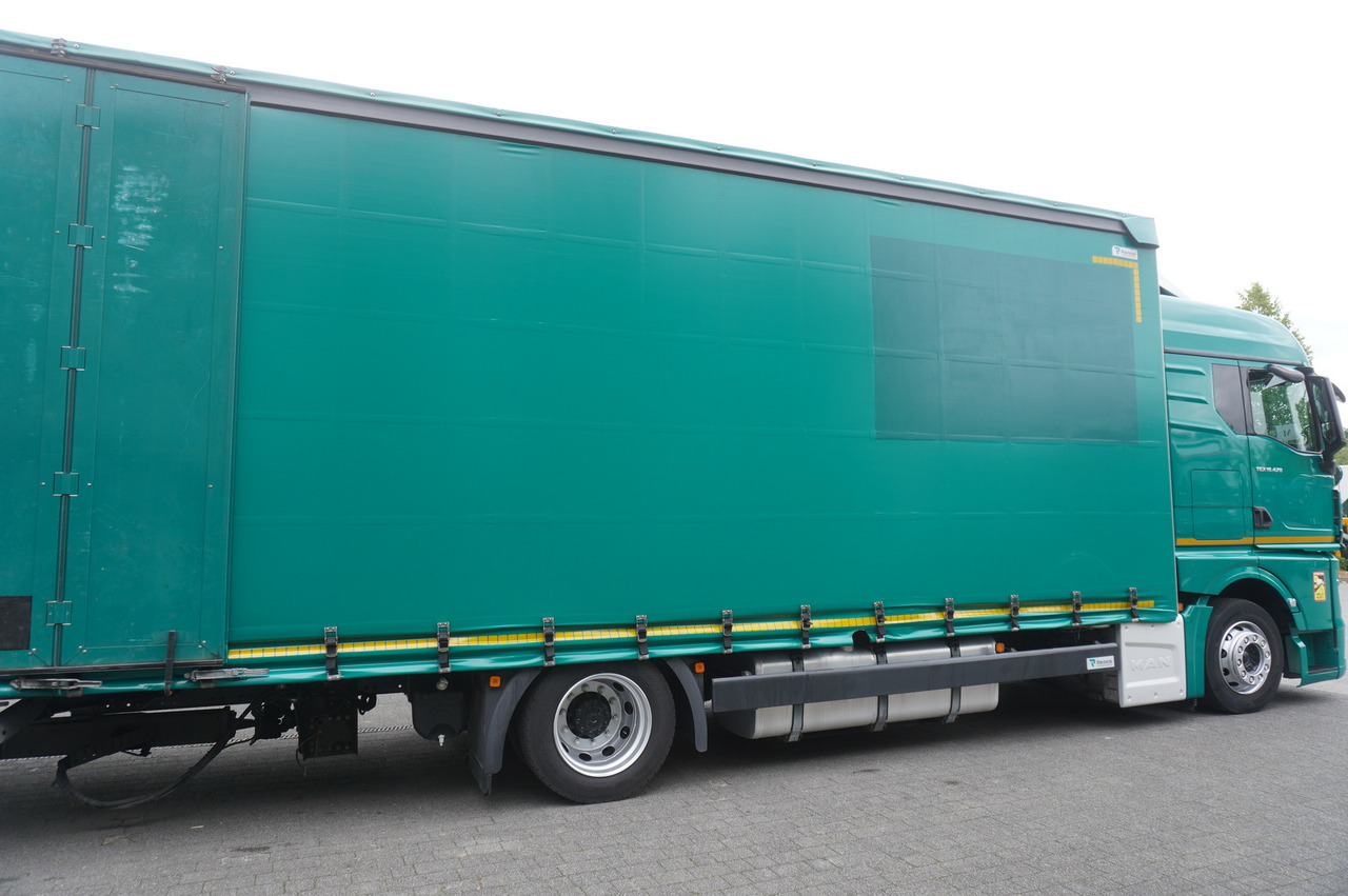 Caminhão com lona MAN TGX 18.470 / Trailer 19 EPAL / Curtainsider 19 EPAL / 2022 / Retarder / 15 units: foto 8