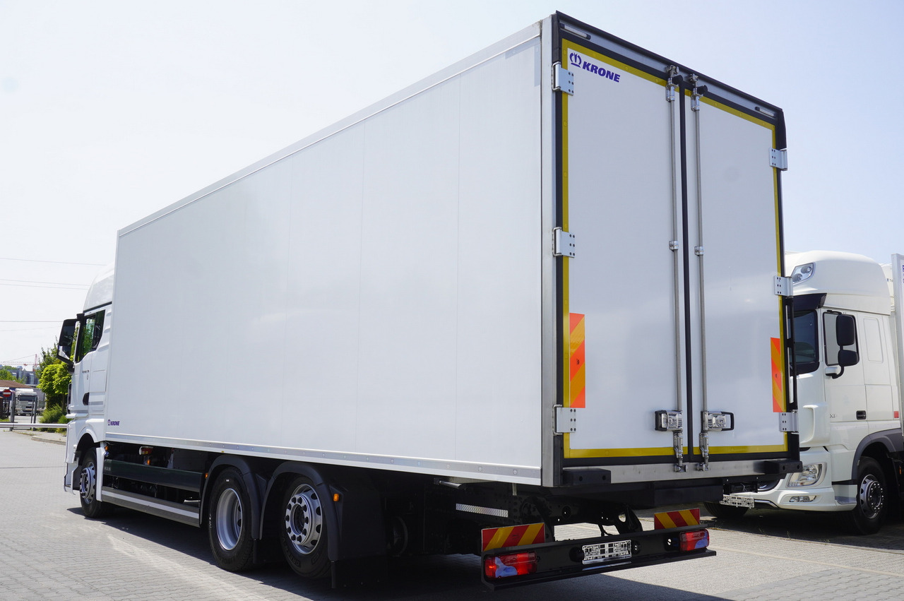 MAN TGX 26.470 / 2022 / Krone Refrigerator 40 EPAL Multitemp Dopplestock / Carrier Supra 950 MT - Caminhão frigorífico: foto 4 MAN TGX 26.470 / 2022 / Krone Refrigerator 40 EPAL Multitemp Dopplestock / Carrier Supra 950 MT - Caminhão frigorífico: foto 4