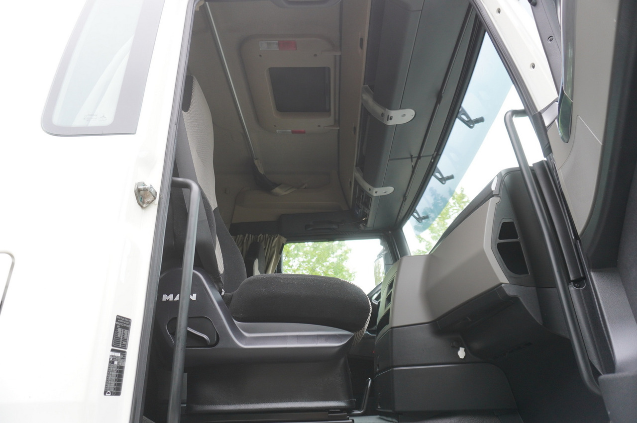 Caminhão tanque MAN TGX 26.500 / NEW Stal Septic barrel 13000 l / steering 3rd axle: foto 23