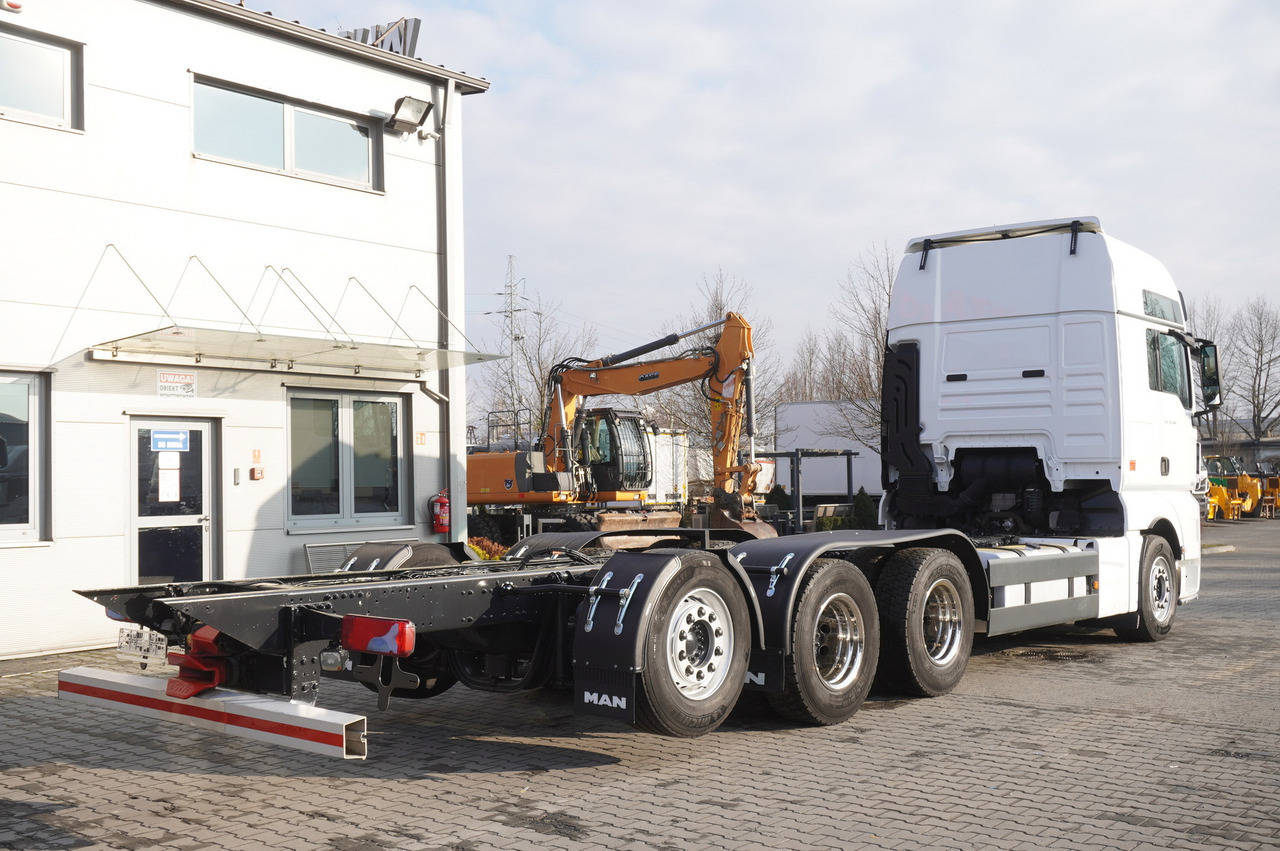 MAN TGX 35.580 E6 8x4/4 - 8.8m chassis frame - Caminhão grua: foto 5 MAN TGX 35.580 E6 8x4/4 - 8.8m chassis frame - Caminhão grua: foto 5