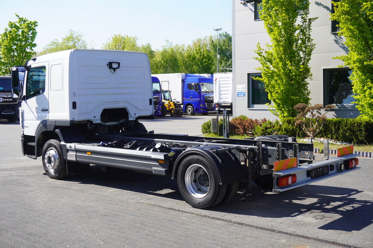 MERCEDES-BENZ 1223 / Full ADR / 440 cm chassis / Sleeper cab / 175 tho. km - Caminhão chassi: foto 5 MERCEDES-BENZ 1223 / Full ADR / 440 cm chassis / Sleeper cab / 175 tho. km - Caminhão chassi: foto 5