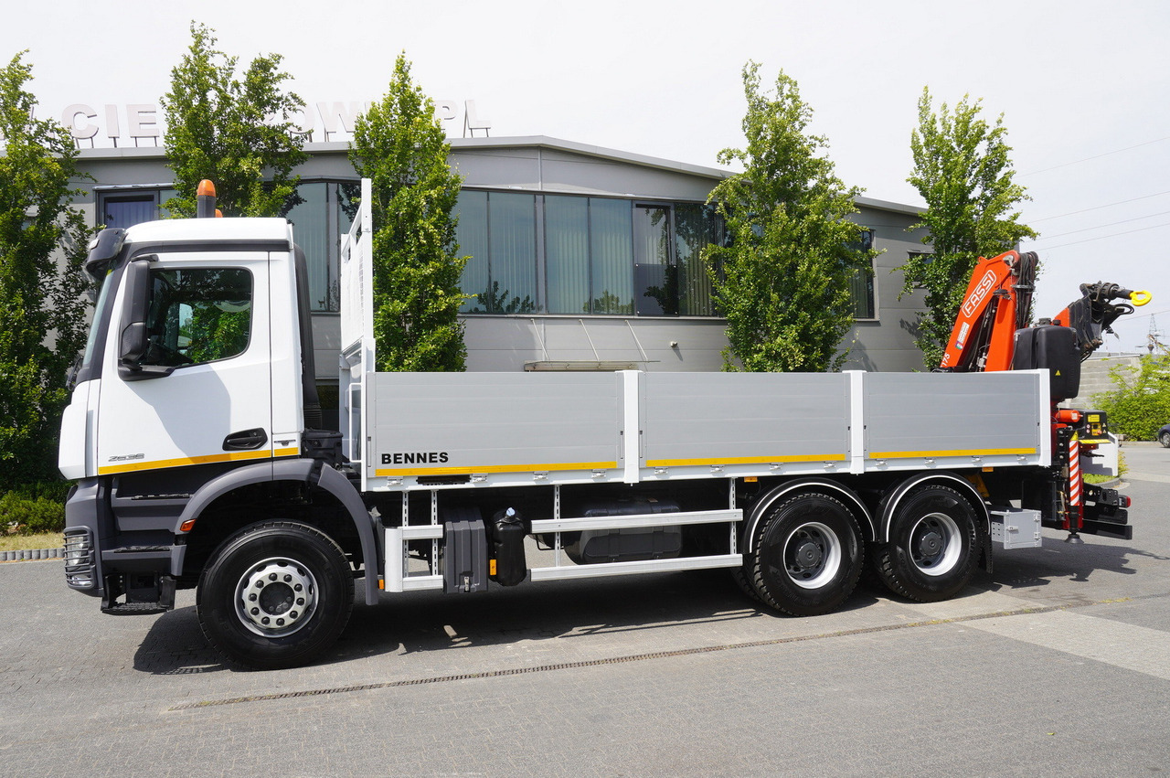 MERCEDES-BENZ AROCS 2636 Flatbed / HDS FASSI F175 7.7 T / 150,000 km - Caminhão grua: foto 5 MERCEDES-BENZ AROCS 2636 Flatbed / HDS FASSI F175 7.7 T / 150,000 km - Caminhão grua: foto 5