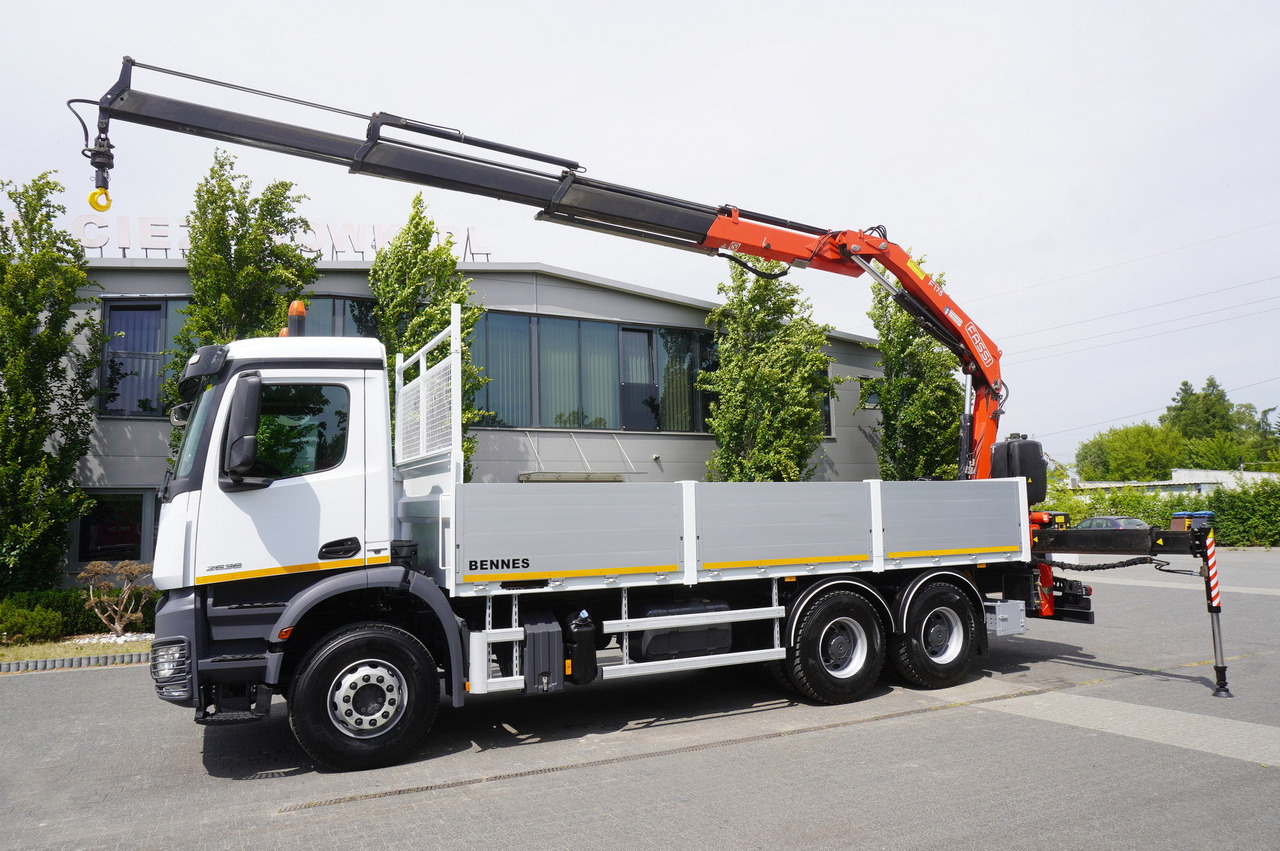 MERCEDES-BENZ AROCS 2636 Flatbed / HDS FASSI F175 7.7 T / 150,000 km - Guindaste móvel: foto 4 MERCEDES-BENZ AROCS 2636 Flatbed / HDS FASSI F175 7.7 T / 150,000 km - Guindaste móvel: foto 4