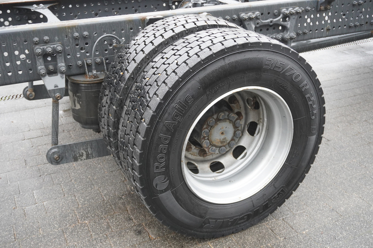 Caminhão chassi MERCEDES-BENZ Actros 1824 / 9.1 m chassis / sleeping cabin: foto 12