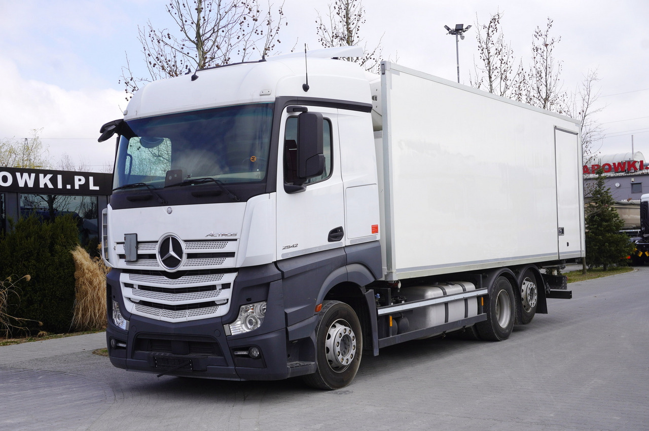 MERCEDES-BENZ Actros 2542 / GIGA cabin / Thermoking 1000R - Caminhão frigorífico: foto 1 MERCEDES-BENZ Actros 2542 / GIGA cabin / Thermoking 1000R - Caminhão frigorífico: foto 1