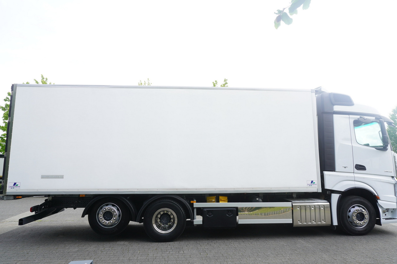 MERCEDES-BENZ Actros 2543 / Lecapitaine Refrigerator Multitemperature / Carrier Supra 950 MT - Caminhão frigorífico: foto 5 MERCEDES-BENZ Actros 2543 / Lecapitaine Refrigerator Multitemperature / Carrier Supra 950 MT - Caminhão frigorífico: foto 5