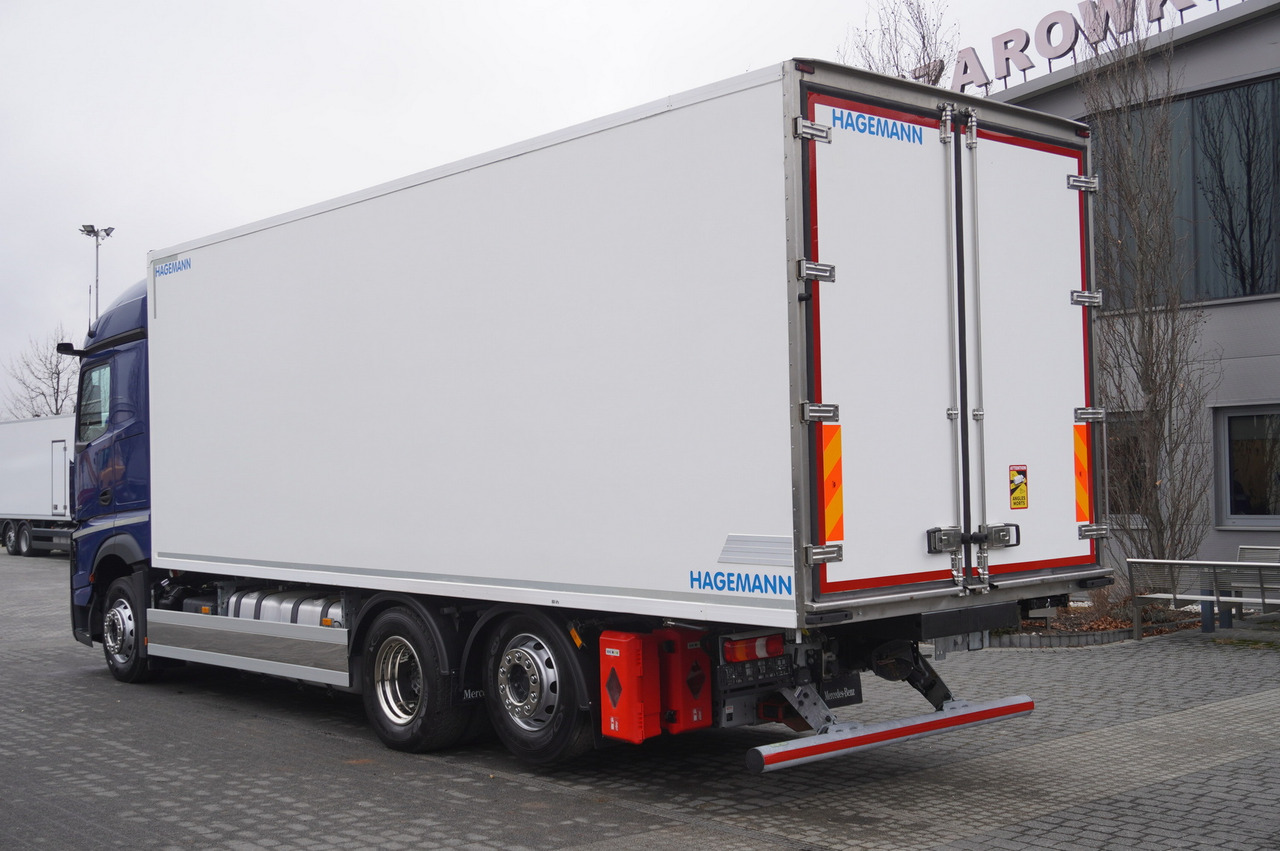 MERCEDES-BENZ Actros 2545 / 2021 / Hagemann refrigerator Multitemperature - Caminhão frigorífico: foto 3 MERCEDES-BENZ Actros 2545 / 2021 / Hagemann refrigerator Multitemperature - Caminhão frigorífico: foto 3