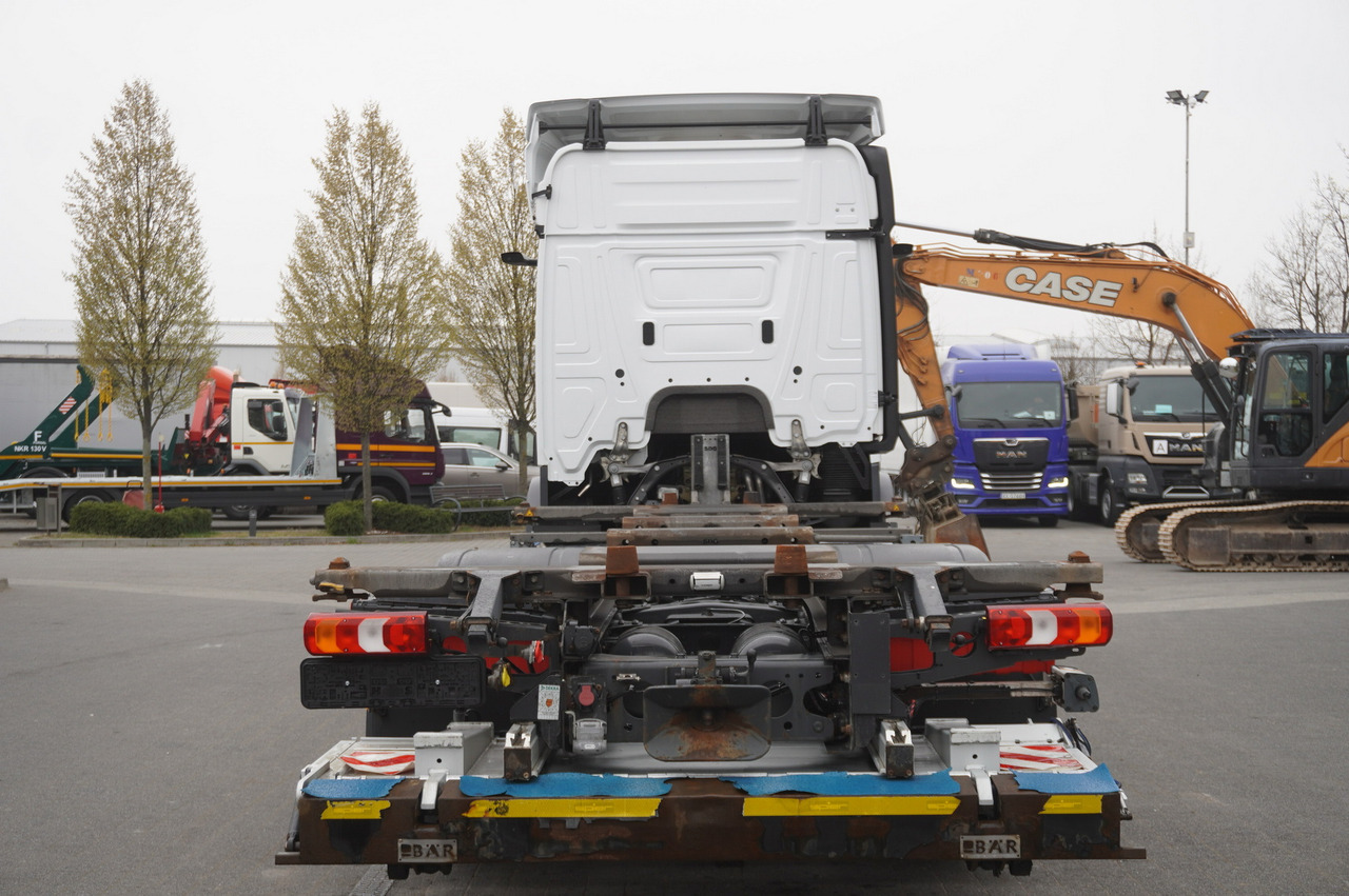 MERCEDES-BENZ Actros 2545 6×2 MP5 / ADR / several units - Caminhão transportador de contêineres/ Caixa móvel: foto 4 MERCEDES-BENZ Actros 2545 6×2 MP5 / ADR / several units - Caminhão transportador de contêineres/ Caixa móvel: foto 4