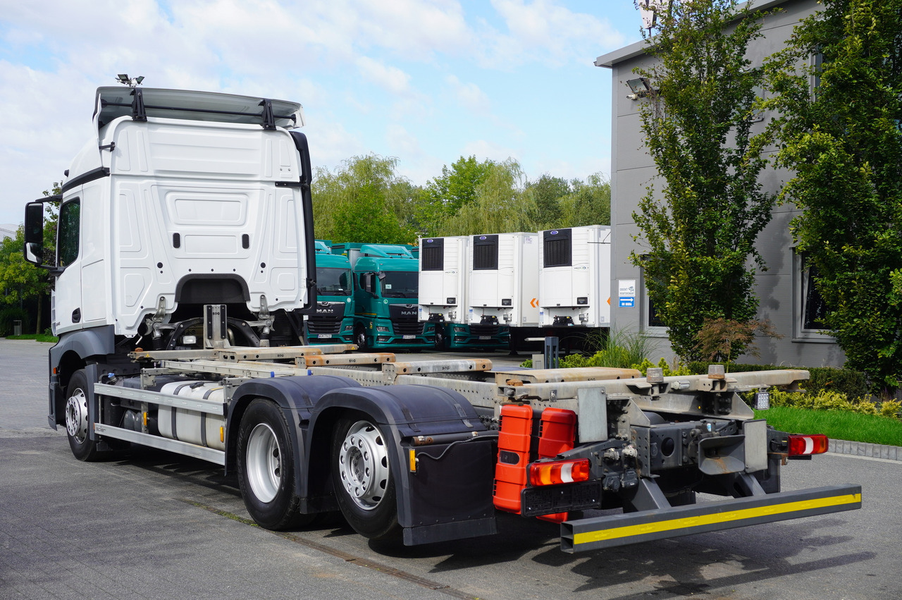 MERCEDES-BENZ Actros 2545 6×2 MP5 / Full ADR / 2 units - Caminhão transportador de contêineres/ Caixa móvel: foto 4 MERCEDES-BENZ Actros 2545 6×2 MP5 / Full ADR / 2 units - Caminhão transportador de contêineres/ Caixa móvel: foto 4