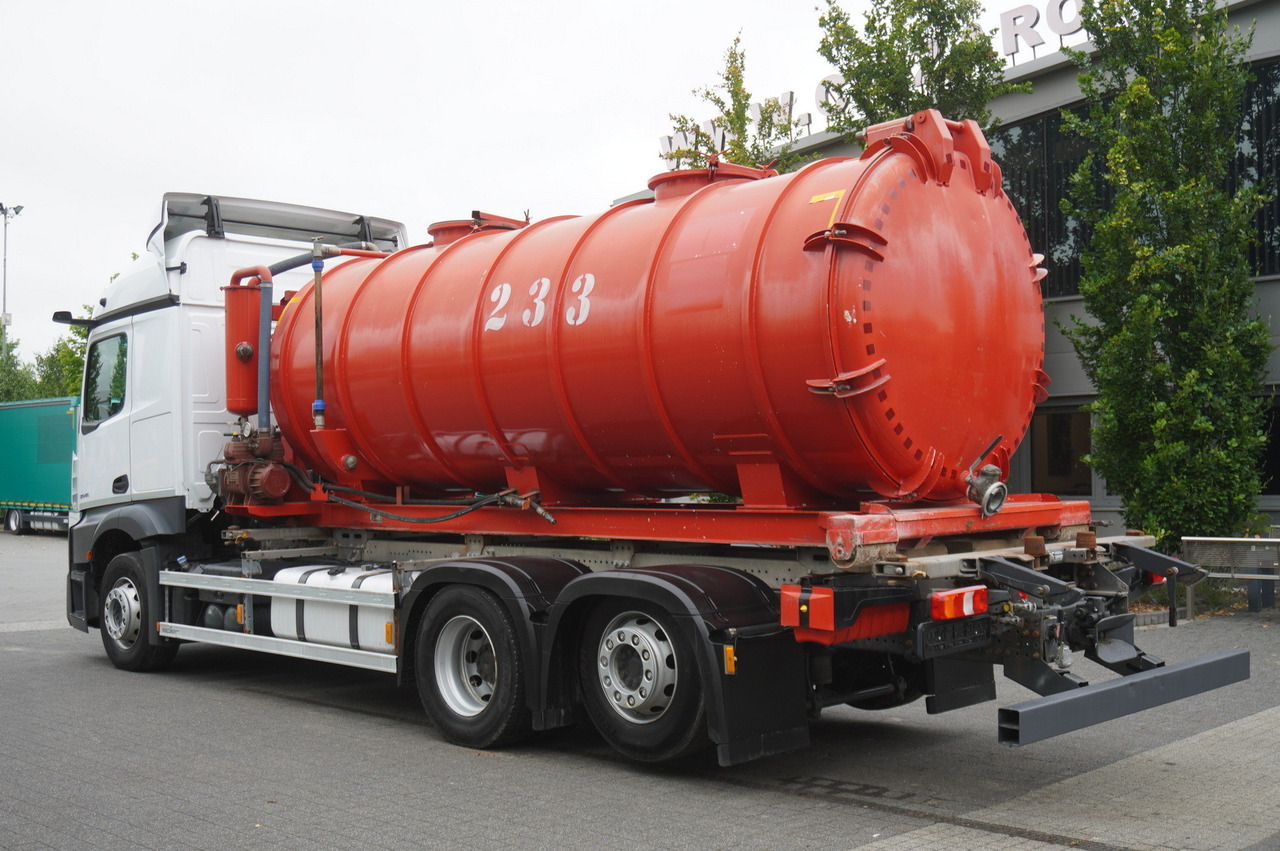 MERCEDES-BENZ Actros 2545 6 × 2 MP5 / NEW septic barrel 13000 L - Cisterna de chorume: foto 3 MERCEDES-BENZ Actros 2545 6 × 2 MP5 / NEW septic barrel 13000 L - Cisterna de chorume: foto 3