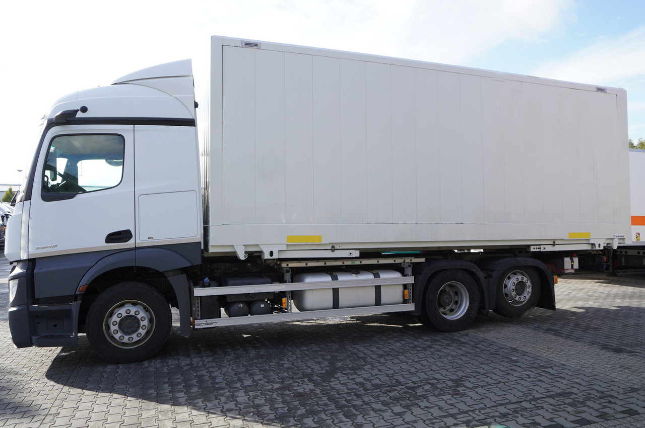 MERCEDES-BENZ Actros 2545 MP5 / KRONE 18 EPAL box body / ADR AT - Caminhão furgão: foto 5 MERCEDES-BENZ Actros 2545 MP5 / KRONE 18 EPAL box body / ADR AT - Caminhão furgão: foto 5