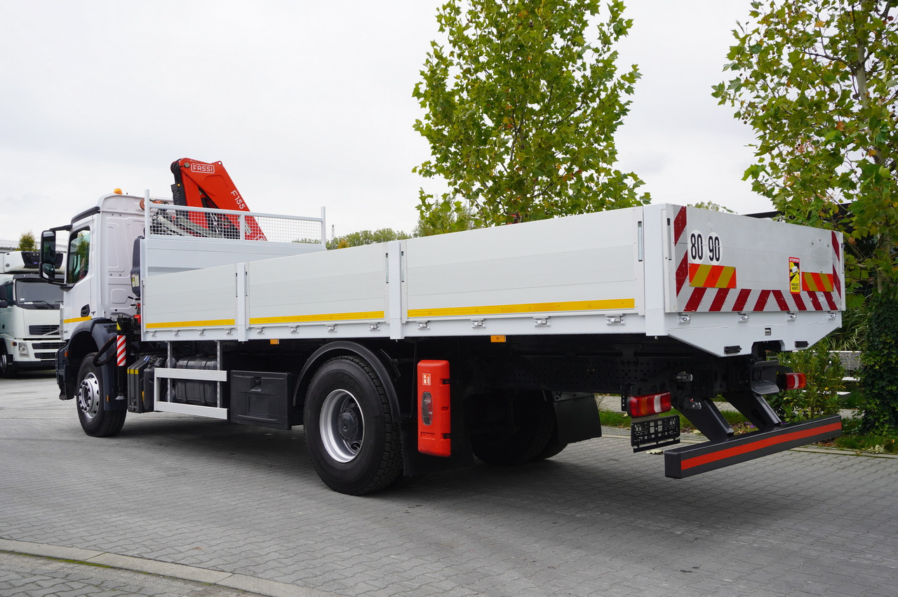 MERCEDES-BENZ Arocs 1830 / Flatbed 16 EPAL / HDS Fassi 155 / Reach 8 m / Load capacity 6160 kg - Camião de caixa aberta/ Plataforma, Caminhão grua: foto 5 MERCEDES-BENZ Arocs 1830 / Flatbed 16 EPAL / HDS Fassi 155 / Reach 8 m / Load capacity 6160 kg - Camião de caixa aberta/ Plataforma, Caminhão grua: foto 5