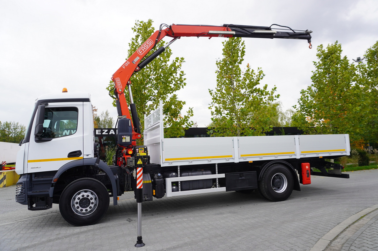 MERCEDES-BENZ Arocs 1830 / Flatbed 16 EPAL / HDS Fassi 155 / Reach 8 m / Load capacity 6160 kg - Caminhão grua: foto 5 MERCEDES-BENZ Arocs 1830 / Flatbed 16 EPAL / HDS Fassi 155 / Reach 8 m / Load capacity 6160 kg - Caminhão grua: foto 5