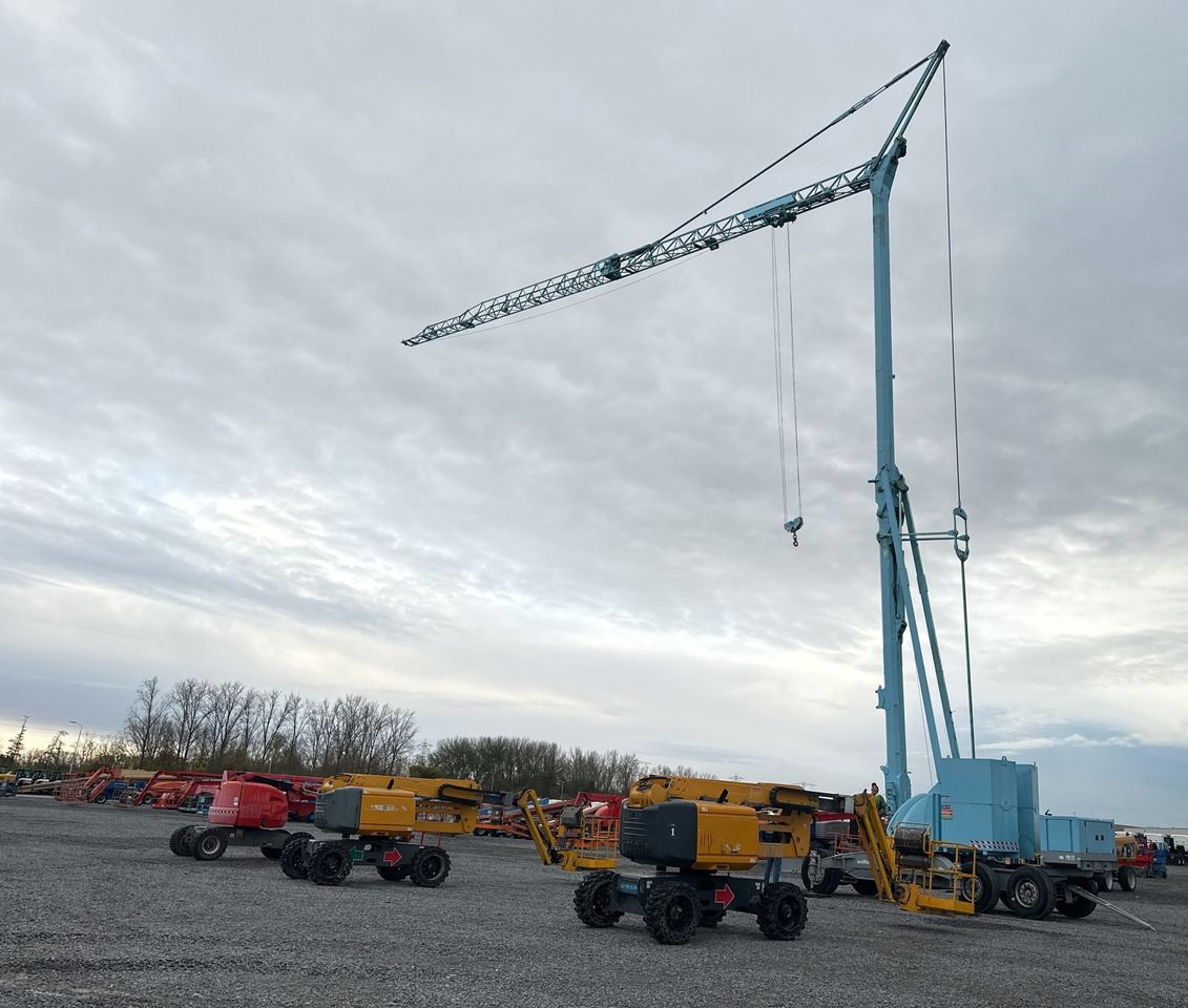 POTAIN IGO32 Tri/A Mobile self-erecting tower crane / 4400 MTH! - Guindaste móvel: foto 4 POTAIN IGO32 Tri/A Mobile self-erecting tower crane / 4400 MTH! - Guindaste móvel: foto 4