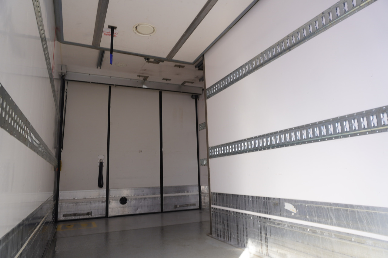 Caminhão frigorífico RENAULT D12 / Lamberet refrigerated truck / Dhollandia tail lift 1500 kg / 130 thousand km !!: foto 12