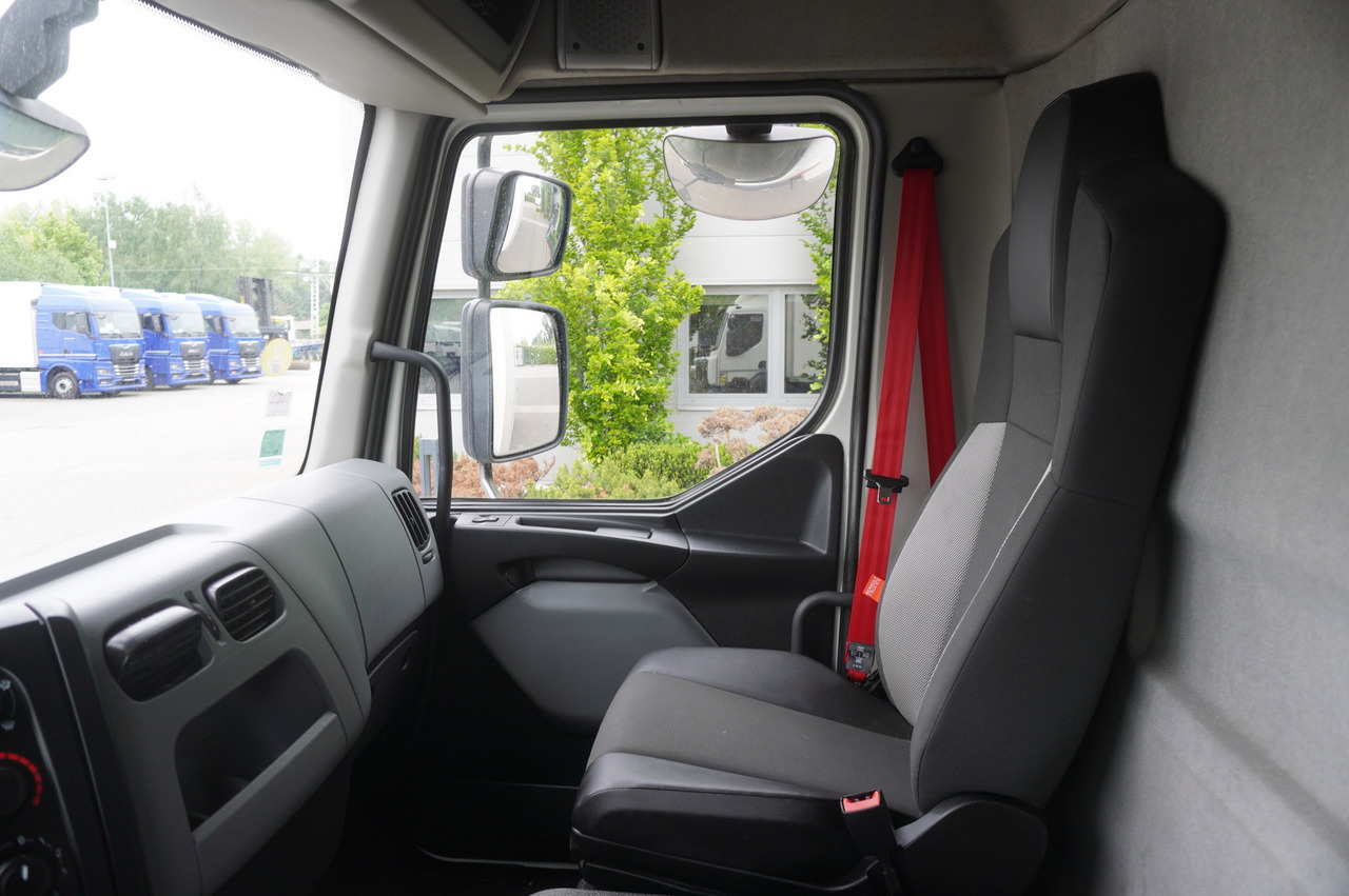 Caminhão frigorífico para transporte de carne RENAULT D13 / 140 tho km !!! / Meat hook refrigerator / Thermoking T800R / 2 units: foto 20