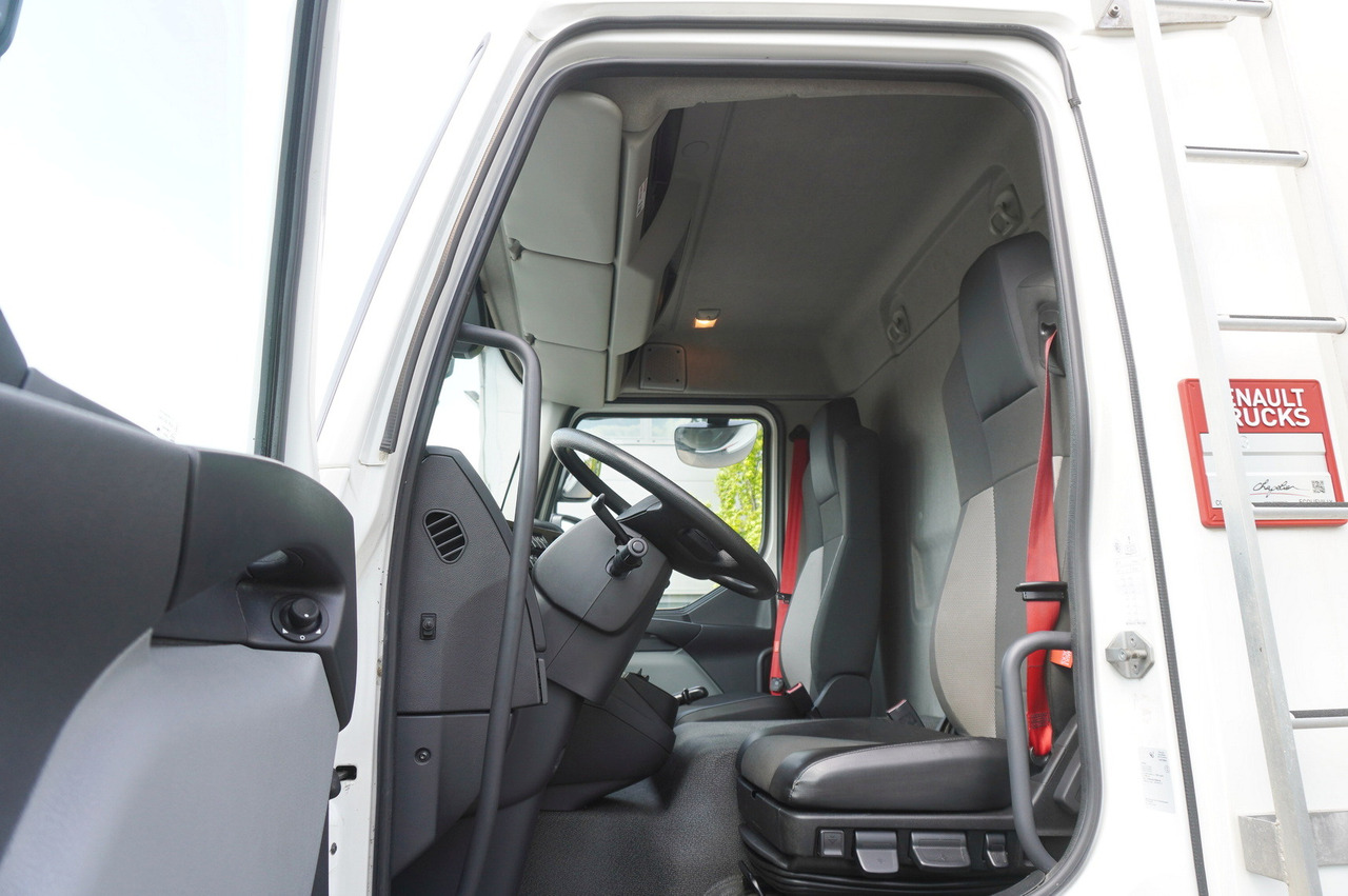 Caminhão frigorífico para transporte de carne RENAULT D13 / 90 tho km !!! / Meat hook refrigerator / Thermoking T800R / 2 units: foto 20 Caminhão frigorífico para transporte de carne RENAULT D13 / 90 tho km !!! / Meat hook refrigerator / Thermoking T800R / 2 units: foto 20