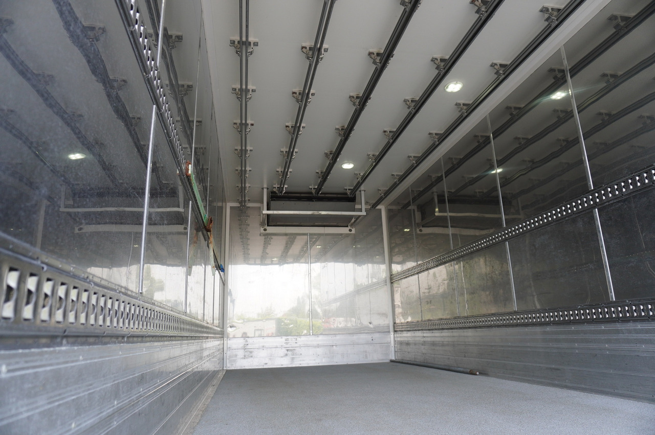 Caminhão frigorífico para transporte de carne RENAULT D13 / 90 tho km !!! / Meat hook refrigerator / Thermoking T800R / 2 units: foto 15 Caminhão frigorífico para transporte de carne RENAULT D13 / 90 tho km !!! / Meat hook refrigerator / Thermoking T800R / 2 units: foto 15