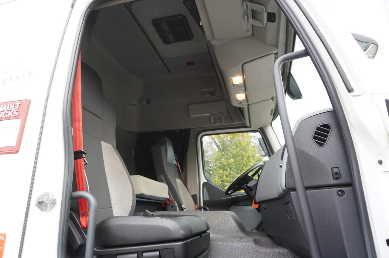 Caminhão reboque RENAULT D19 Wide Glob / 7.8 m NEW tow truck / 280 tho. km: foto 35 Caminhão reboque RENAULT D19 Wide Glob / 7.8 m NEW tow truck / 280 tho. km: foto 35