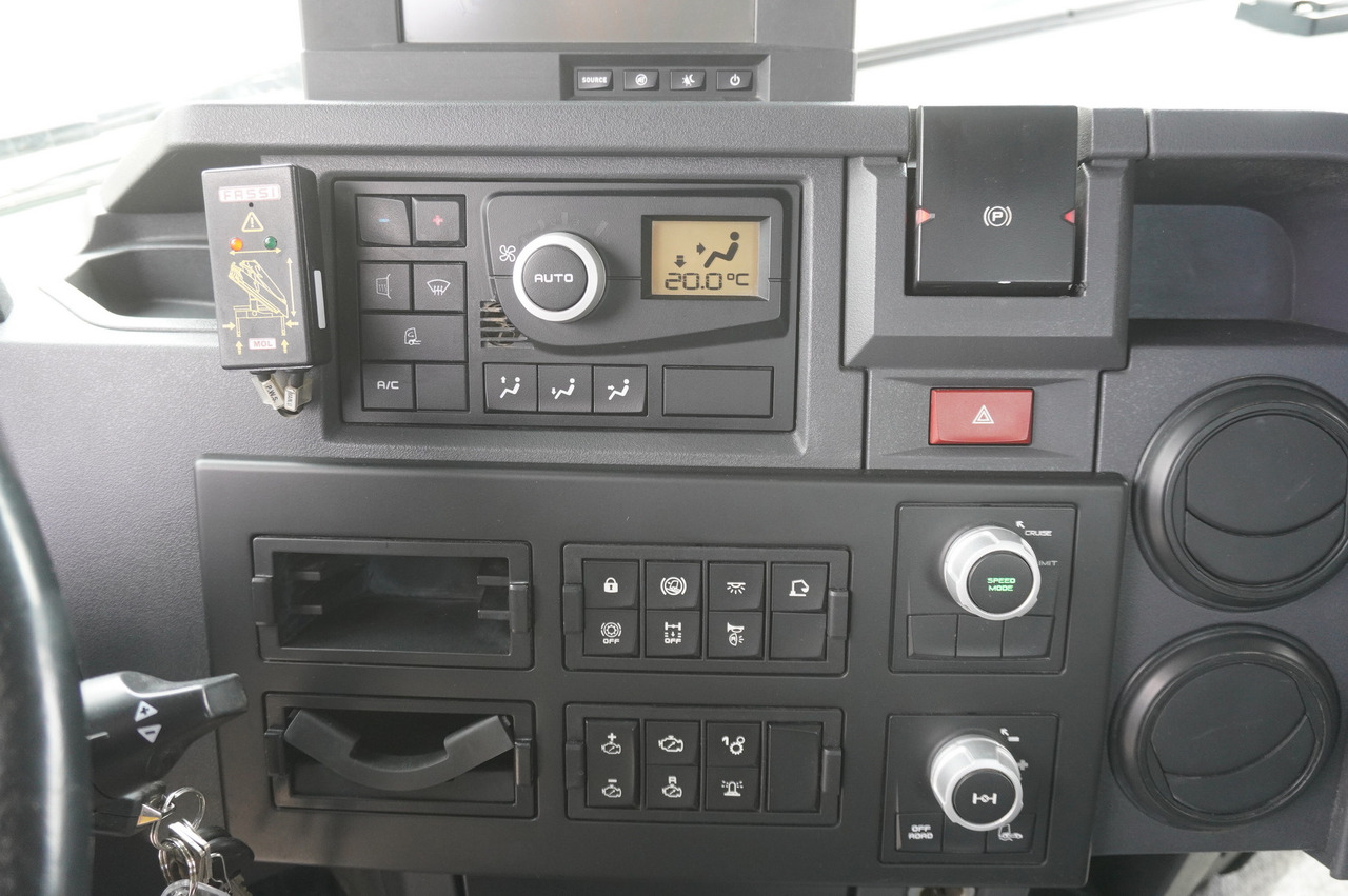 Caminhão grua RENAULT K380 6x4 / FASSI F175 crane 7.85 t / 120 thousand km!: foto 19