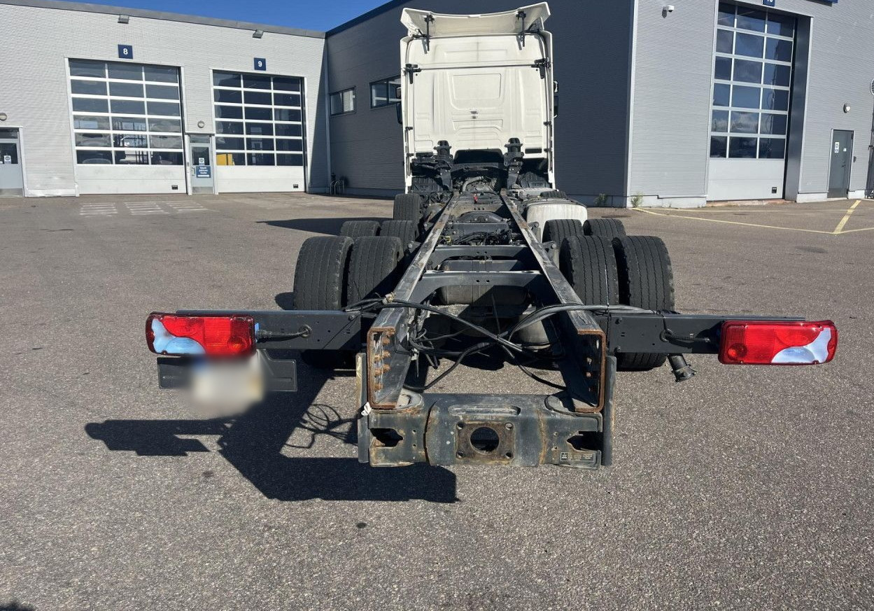 SCANIA R 540 B8x4NB / Truck chassis / Sleeper cab - Caminhão chassi: foto 4 SCANIA R 540 B8x4NB / Truck chassis / Sleeper cab - Caminhão chassi: foto 4