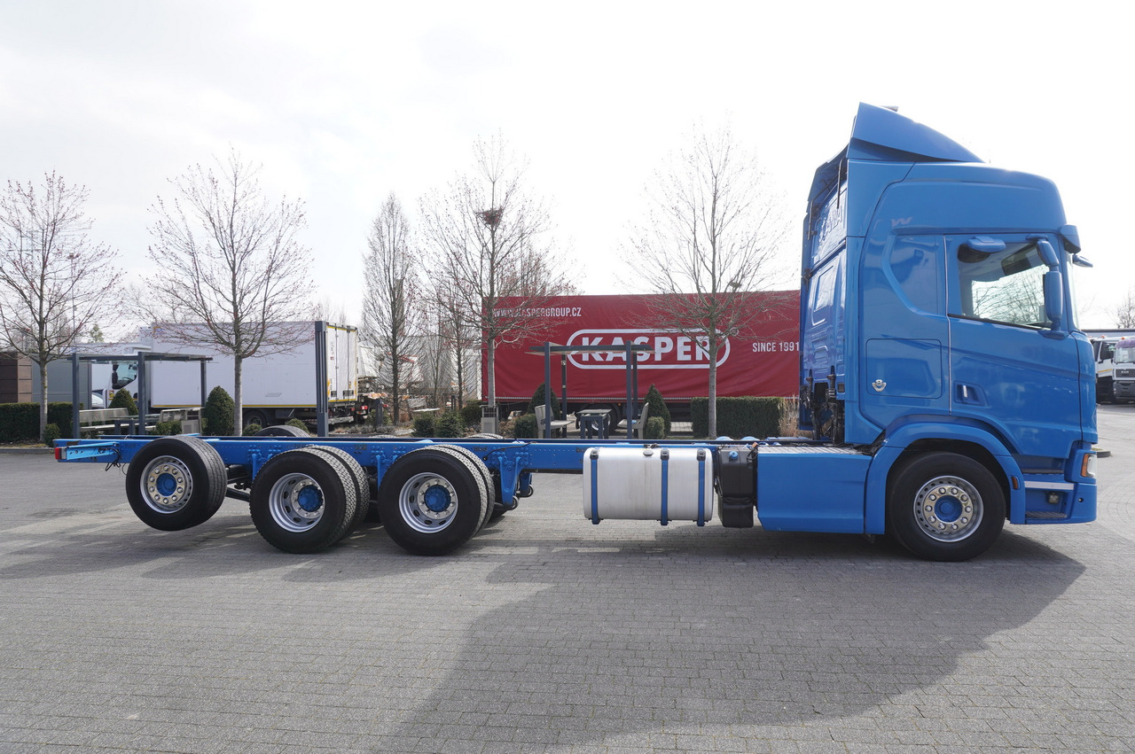 SCANIA R650 V8 / 650 HP/ frame 8.8 m / steered 4th axle - Caminhão chassi: foto 4 SCANIA R650 V8 / 650 HP/ frame 8.8 m / steered 4th axle - Caminhão chassi: foto 4