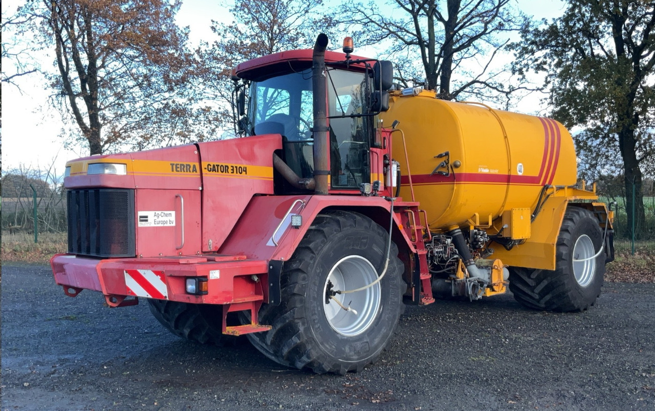 TERRA-GATOR TG 3104 Self-propelled liquid manure spreader - Espalhador de estrume: foto 1 TERRA-GATOR TG 3104 Self-propelled liquid manure spreader - Espalhador de estrume: foto 1