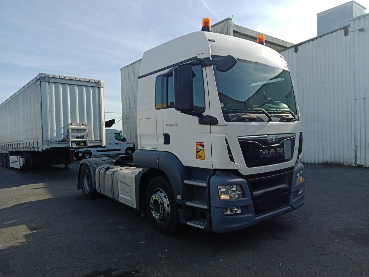 MAN TGS 18.440 BLS 4X2 EURO 6 / 40 units tractor unit - Tractor: foto 1 MAN TGS 18.440 BLS 4X2 EURO 6 / 40 units tractor unit - Tractor: foto 1