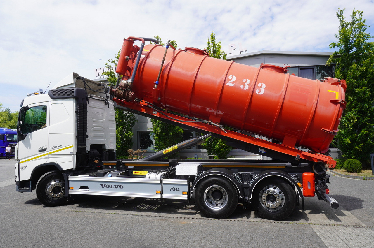VOLVO Volvo FH 500 / Septic barrel 13000 l / Hook lift 21 t / 2022 / 3rd axle steered / 2 units - Cisterna de chorume: foto 3 VOLVO Volvo FH 500 / Septic barrel 13000 l / Hook lift 21 t / 2022 / 3rd axle steered / 2 units - Cisterna de chorume: foto 3