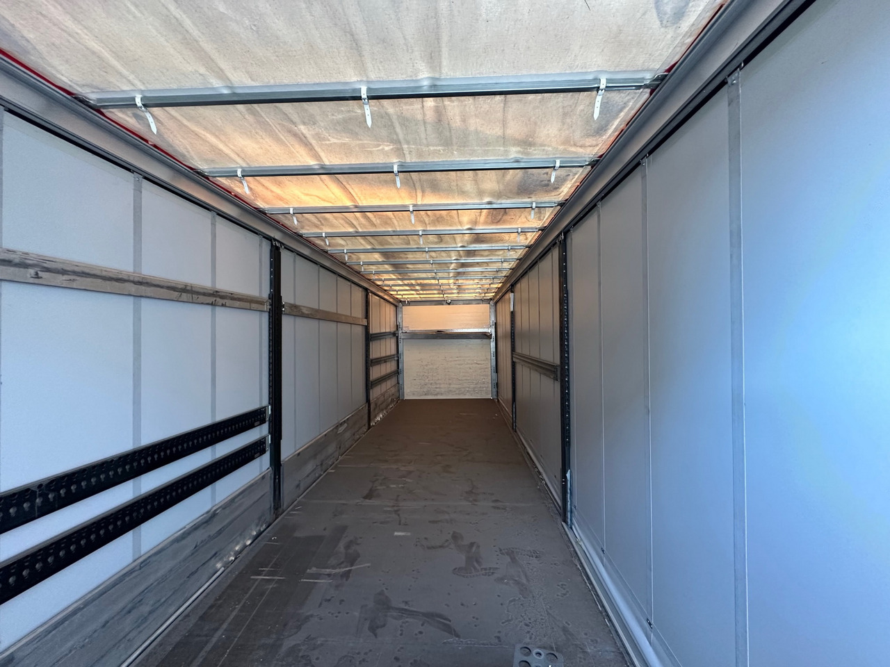 Toldo carroçaria VarioFRAME Bausatz curtain / 23 europallets / 2017: foto 6