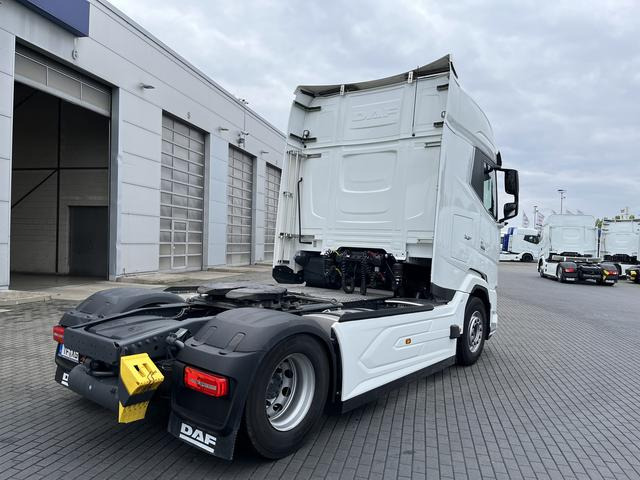 DAF XG+ 480 FT TraXon Intarder Standklima 2 x Tank - Tractor: foto 4 DAF XG+ 480 FT TraXon Intarder Standklima 2 x Tank - Tractor: foto 4