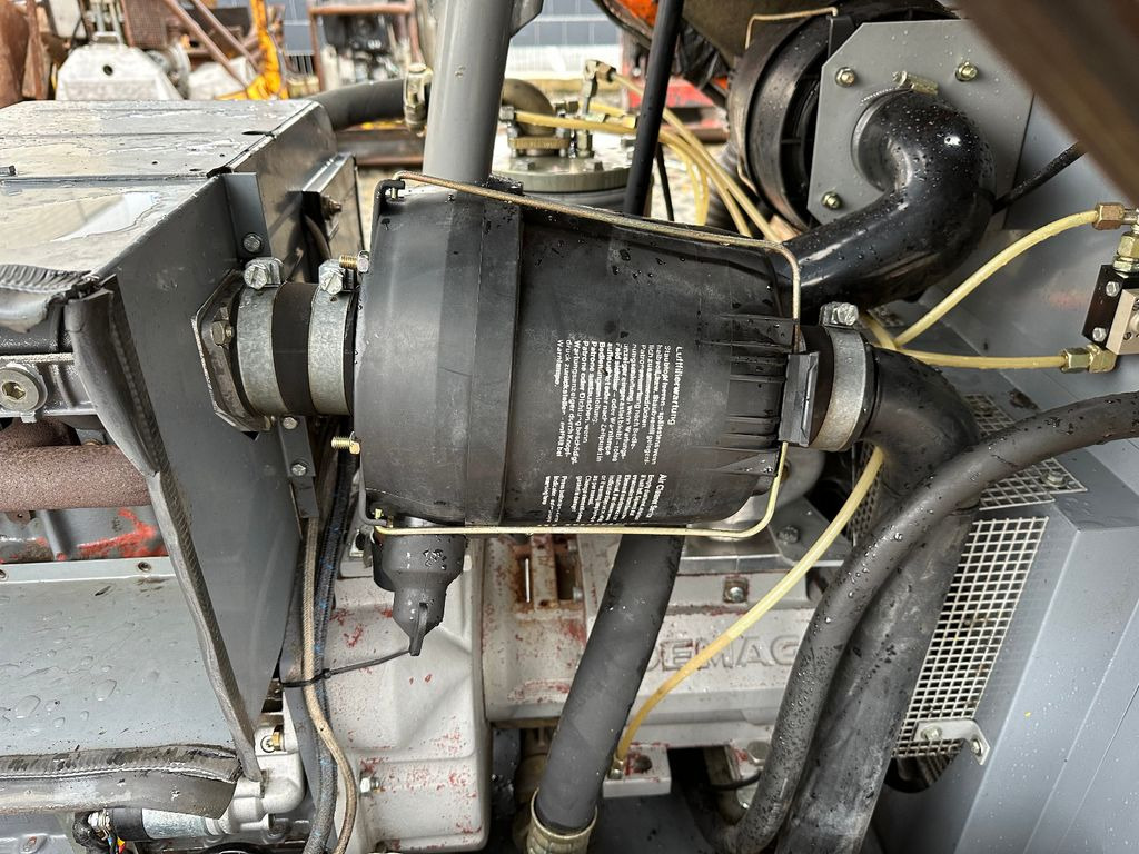 Demag Mannsmann SC40DS-2 7 bar Kompressor - Compressor de ar: foto 3 Demag Mannsmann SC40DS-2 7 bar Kompressor - Compressor de ar: foto 3