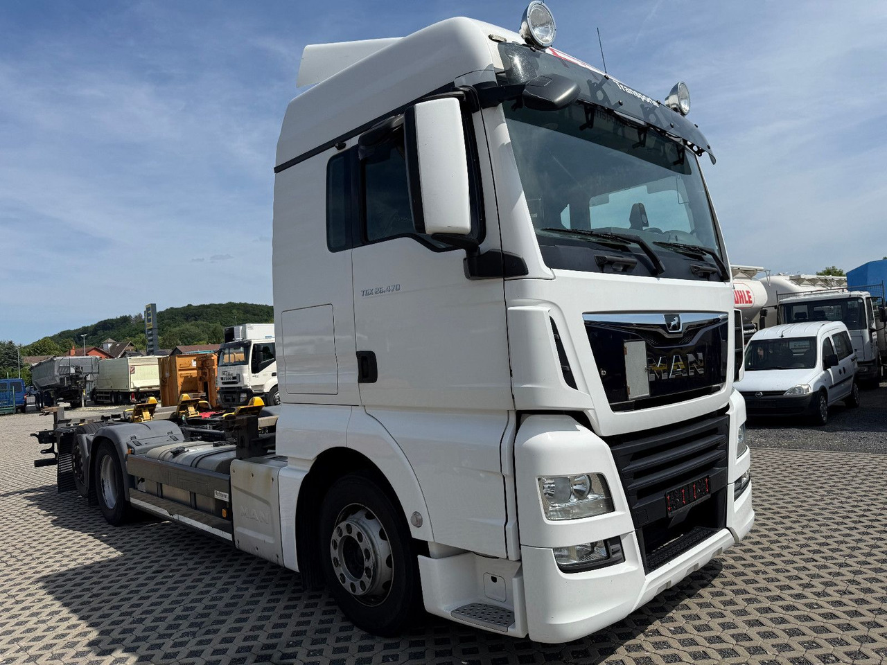 MAN TGX 26,470 6X2 BDF - Caminhão transportador de contêineres/ Caixa móvel: foto 3 MAN TGX 26,470 6X2 BDF - Caminhão transportador de contêineres/ Caixa móvel: foto 3