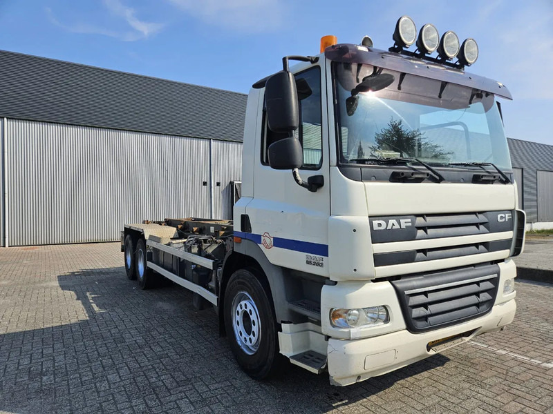 DAF CF 85 360 Manual 10 Tyres - Caminhão chassi: foto 2 DAF CF 85 360 Manual 10 Tyres - Caminhão chassi: foto 2
