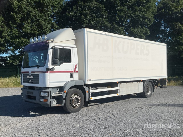 2006 MAN TGM 18.240 4x2 (Inoperable) Van Truck - Furgão: foto 1 2006 MAN TGM 18.240 4x2 (Inoperable) Van Truck - Furgão: foto 1