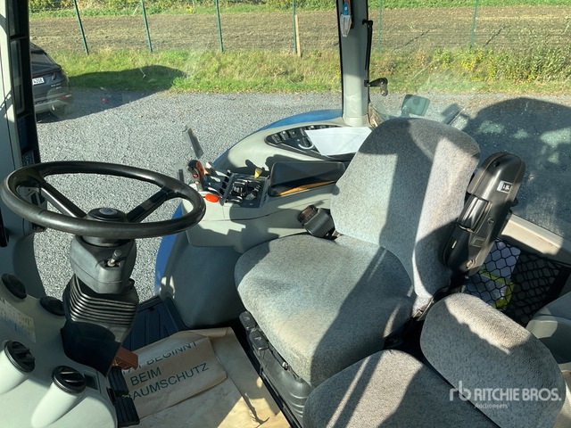 2008 New Holland T8040 4WD Tractor - Trator: foto 5 2008 New Holland T8040 4WD Tractor - Trator: foto 5