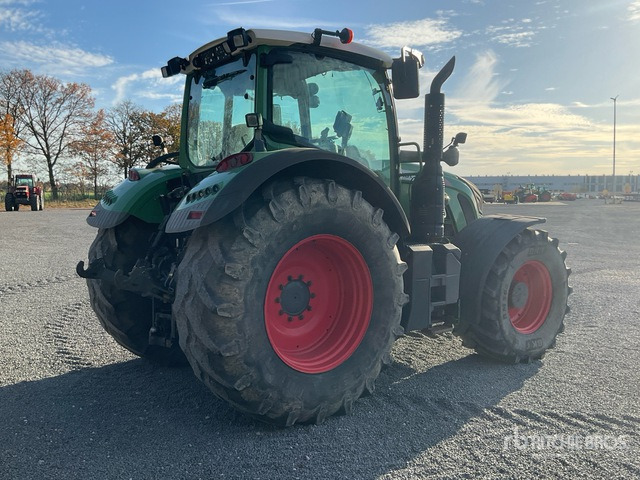 2015 Fendt 718 Vario Profi Plus 4WD Tractor - Trator: foto 4 2015 Fendt 718 Vario Profi Plus 4WD Tractor - Trator: foto 4