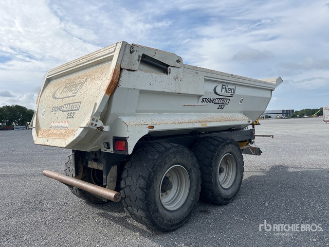 2020 fliegl Stone-Master 252 T/A End Dump Trailer - Reboque basculante: foto 4 2020 fliegl Stone-Master 252 T/A End Dump Trailer - Reboque basculante: foto 4
