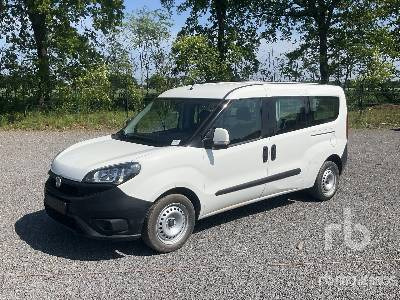 FIAT DOBLO 1.4-16V M - Furgão: foto 1 FIAT DOBLO 1.4-16V M - Furgão: foto 1