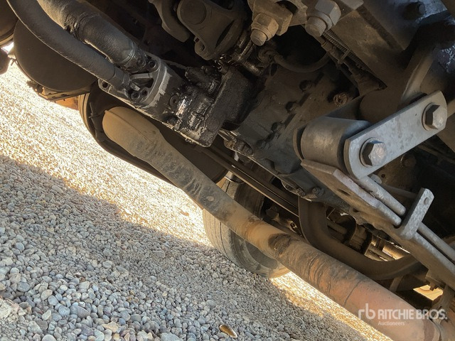 1999 Renault 250.18 1999 Palfinger PK12080 6360 kg ... Flatbed Truck with Crane - Camião de caixa aberta/ Plataforma, Caminhão grua: foto 5 1999 Renault 250.18 1999 Palfinger PK12080 6360 kg ... Flatbed Truck with Crane - Camião de caixa aberta/ Plataforma, Caminhão grua: foto 5