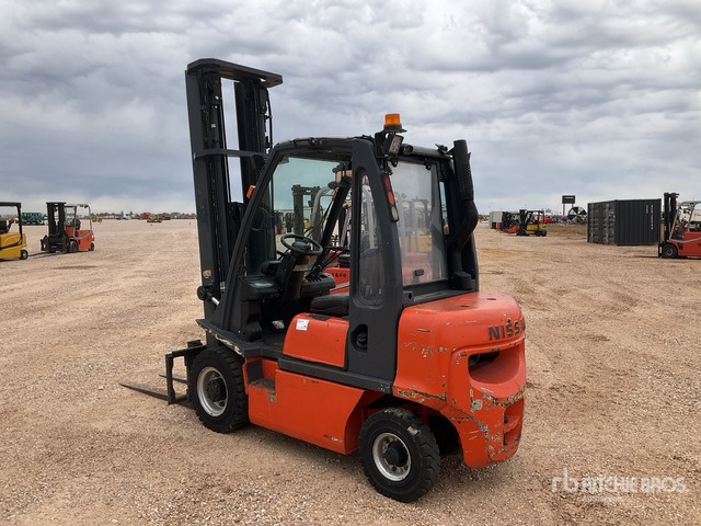 2003 Nissan FD02A25Q Forklift - Empilhadeira a diesel: foto 4 2003 Nissan FD02A25Q Forklift - Empilhadeira a diesel: foto 4