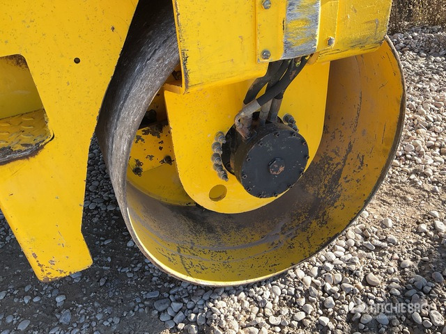 2005 Dynapac CC122 Double Drum Roller - Compactador de asfalto: foto 4 2005 Dynapac CC122 Double Drum Roller - Compactador de asfalto: foto 4