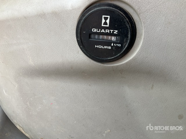 2005 New Holland E 385 Tracked Excavator - Escavadora de rastos: foto 1 2005 New Holland E 385 Tracked Excavator - Escavadora de rastos: foto 1