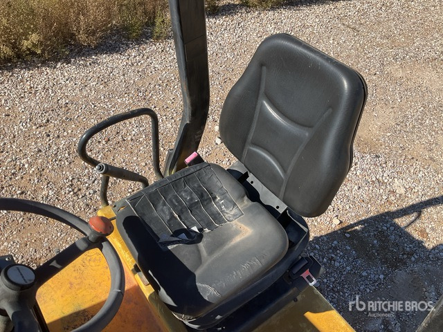 2006 Dynapac CC-102 Double Drum Roller - Compactador de asfalto: foto 4 2006 Dynapac CC-102 Double Drum Roller - Compactador de asfalto: foto 4