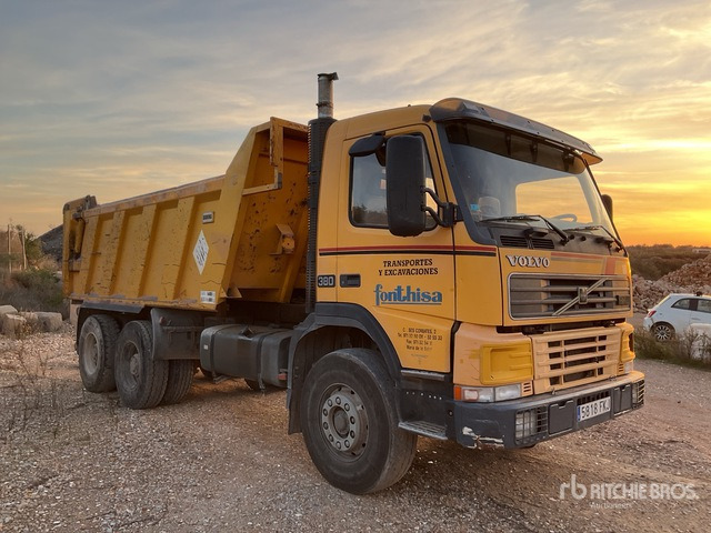 2006 Volvo FM12-380 6x4 T/A Dump Truck - Caminhão basculante: foto 4 2006 Volvo FM12-380 6x4 T/A Dump Truck - Caminhão basculante: foto 4