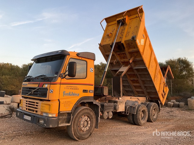 2006 Volvo FM12-380 6x4 T/A Dump Truck - Caminhão basculante: foto 2 2006 Volvo FM12-380 6x4 T/A Dump Truck - Caminhão basculante: foto 2