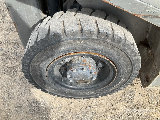 2007 Nissan FD02A25Q 2500 kg Forklift - Empilhadeira a diesel: foto 4 2007 Nissan FD02A25Q 2500 kg Forklift - Empilhadeira a diesel: foto 4