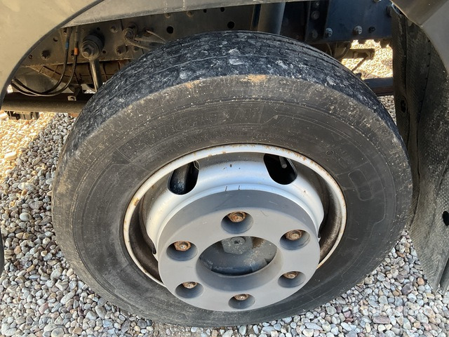 2012 Iveco Eurocargo 75E18 4x2 Cab and Chassis - Caminhão chassi: foto 5 2012 Iveco Eurocargo 75E18 4x2 Cab and Chassis - Caminhão chassi: foto 5